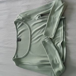 Long sleeve crop top